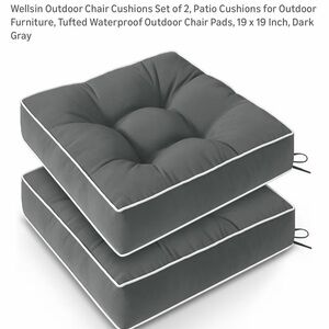 New gray outdoor or indoor 19x19 Chair Cushions x2